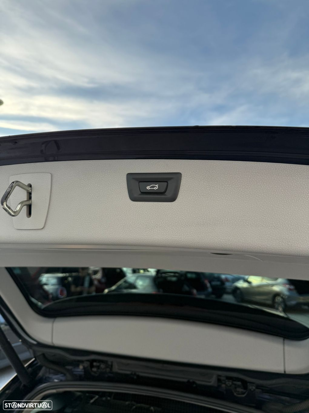 BMW 318 d Touring Line Modern - 14