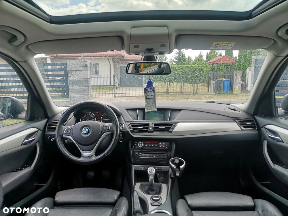BMW X1 xDrive18d - 14