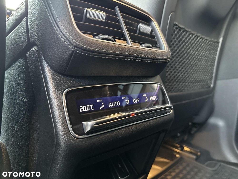 Mercedes-Benz GLE - 19