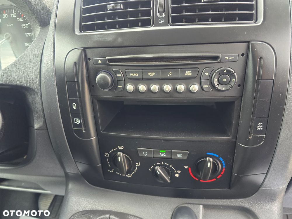Peugeot Expert - 10