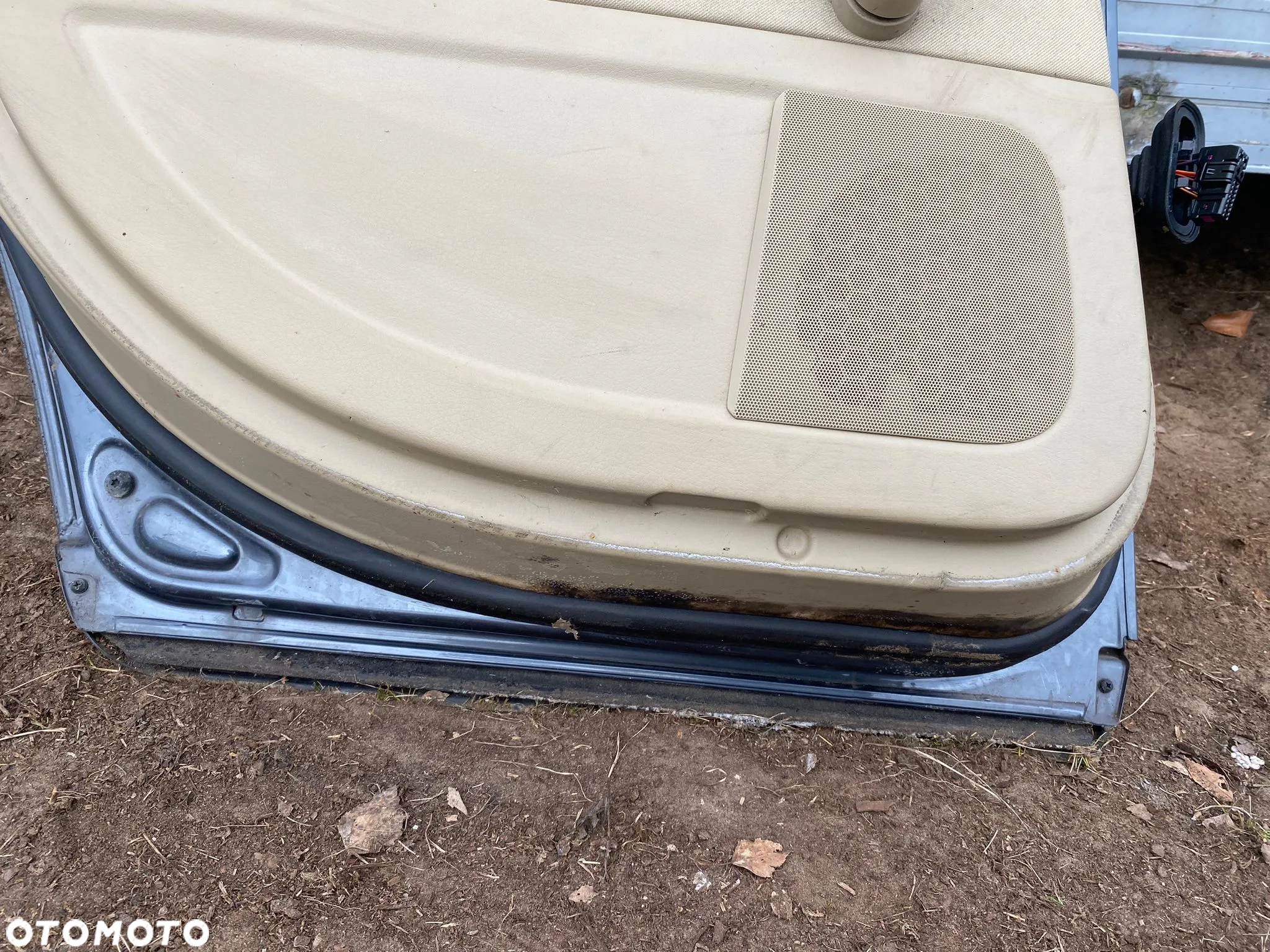 Drzwi lewy tył audi a4 b7 kombi szare siwe - 4