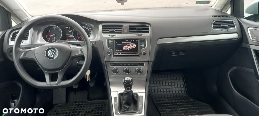 Volkswagen Golf VII 1.6 TDI BMT Trendline - 9