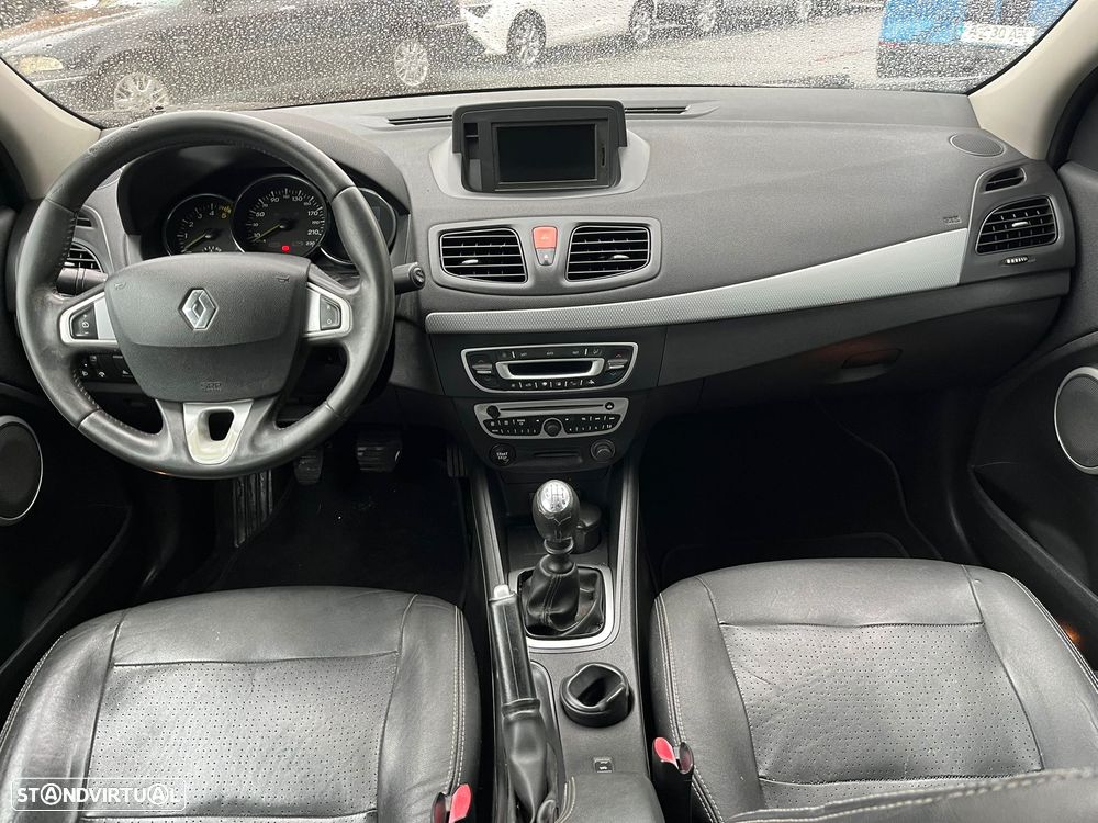 Renault Fluence 1.5 dCi Exclusive - 8