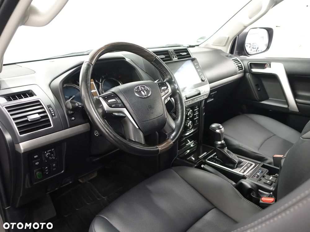 Toyota Land Cruiser 2.8 D-4D Automatik Executive - 15