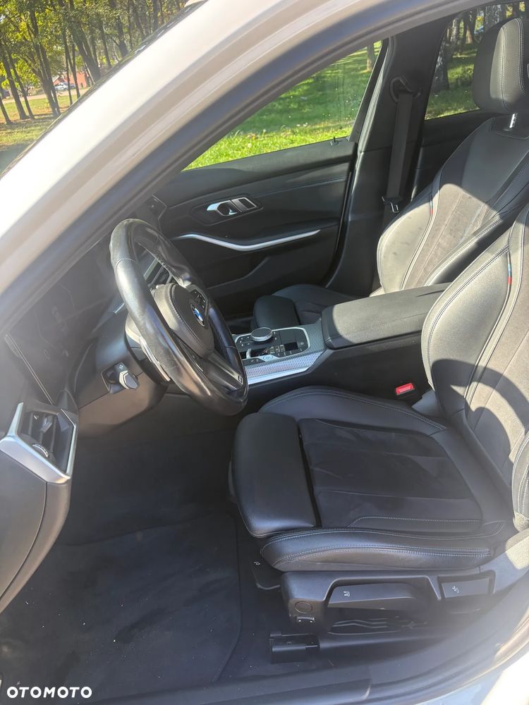 BMW Seria 3 318i M Sport sport - 12