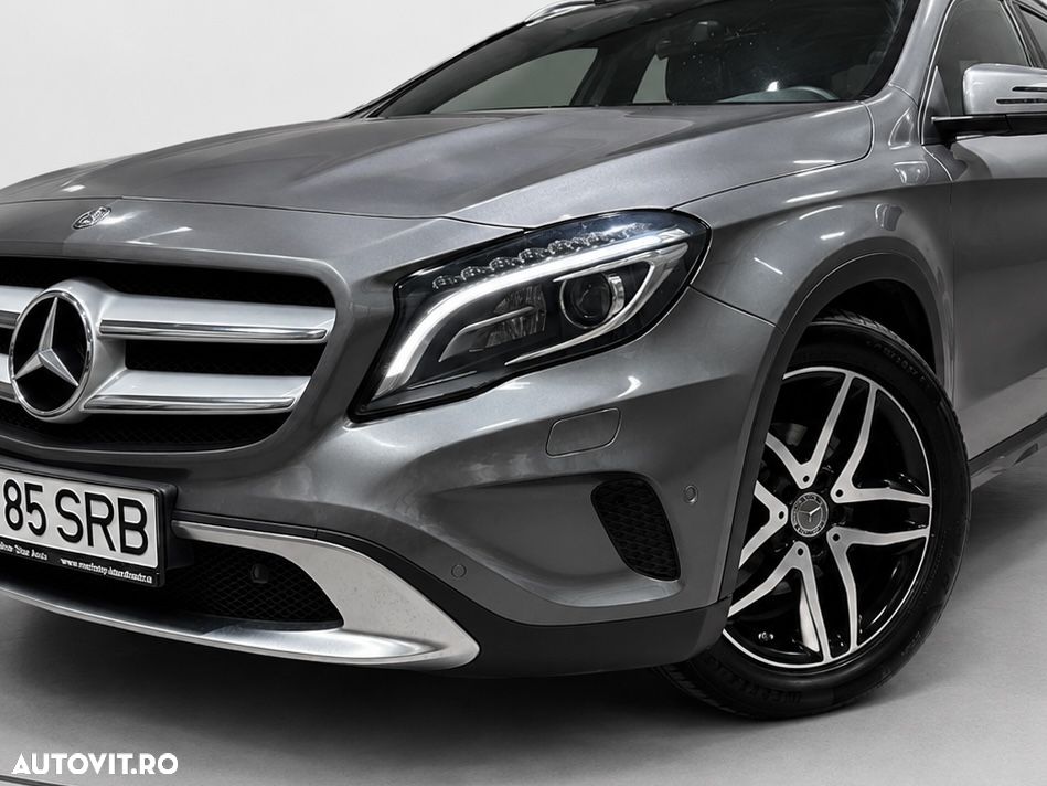 Mercedes-Benz GLA - 18
