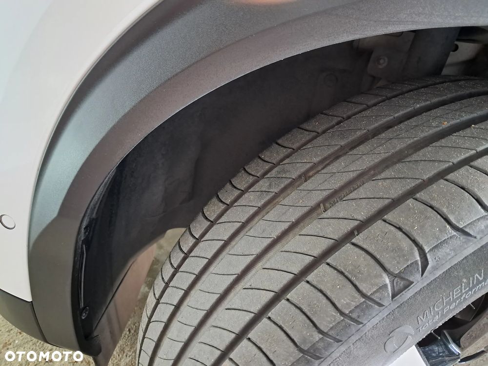 Peugeot 2008 1.2 PureTech GT S&S EAT8 - 19