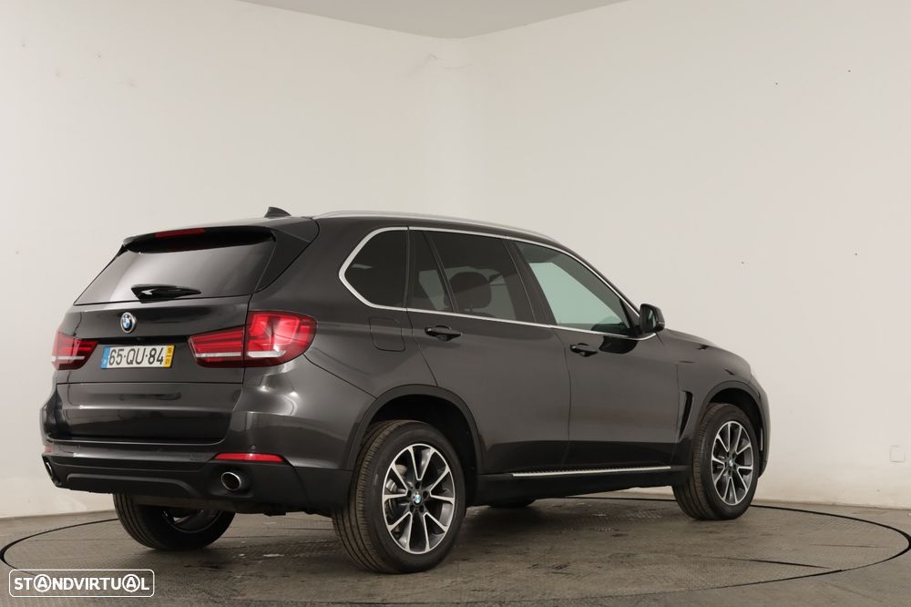 BMW X5 25 d sDrive Comfort 7L - 4