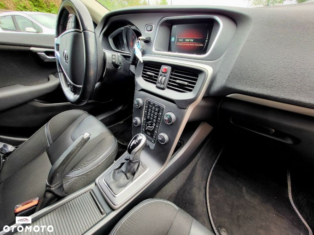 Volvo V40 - 17