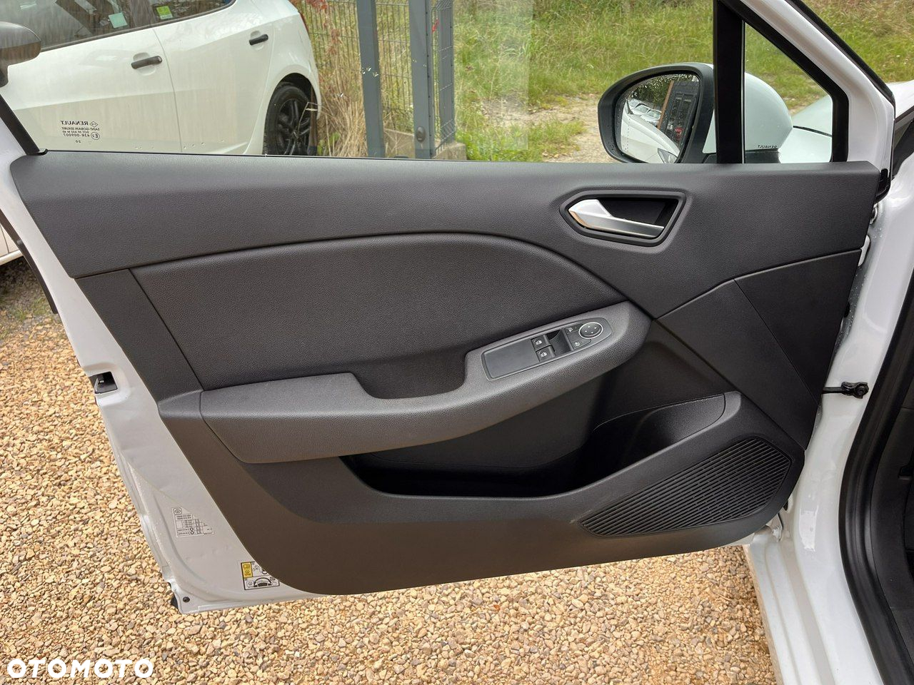 Renault Clio - 17