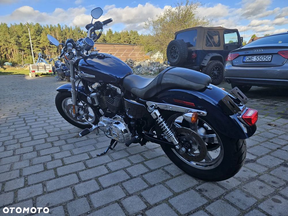 Harley-Davidson Sportster Custom 1200C - 3