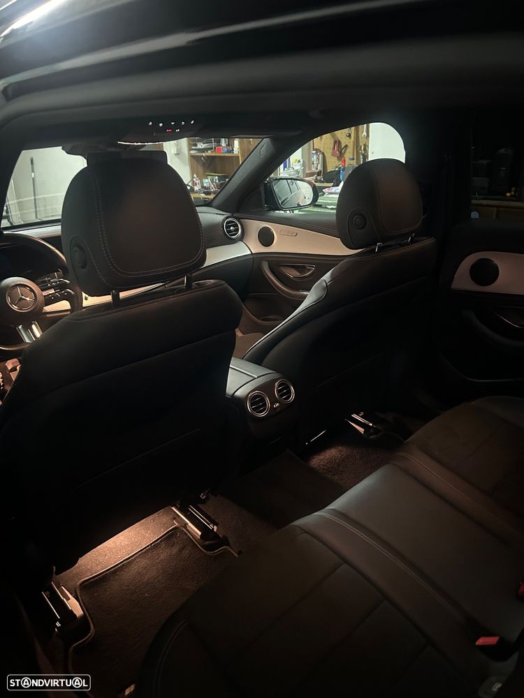Mercedes-Benz E 300 de 4Matic 9G-TRONIC AMG Line - 15
