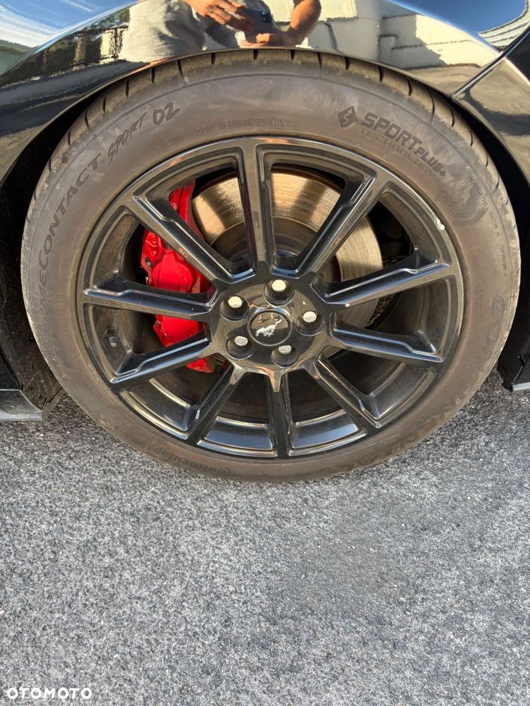 Ford Mustang 5.0 V8 GT - 12