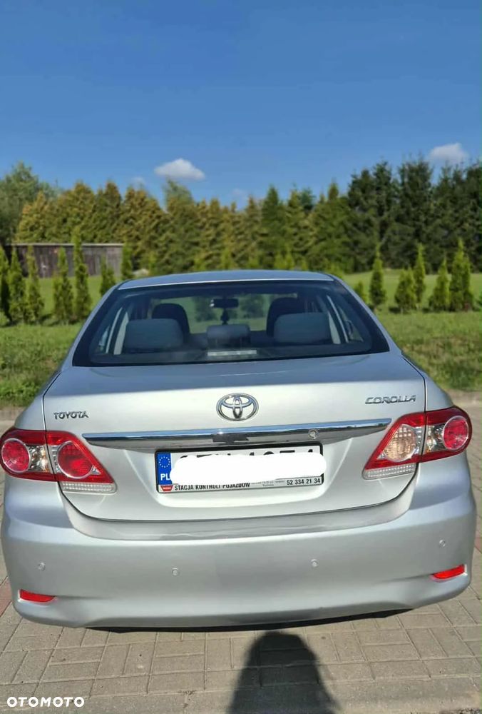 Toyota Corolla - 15