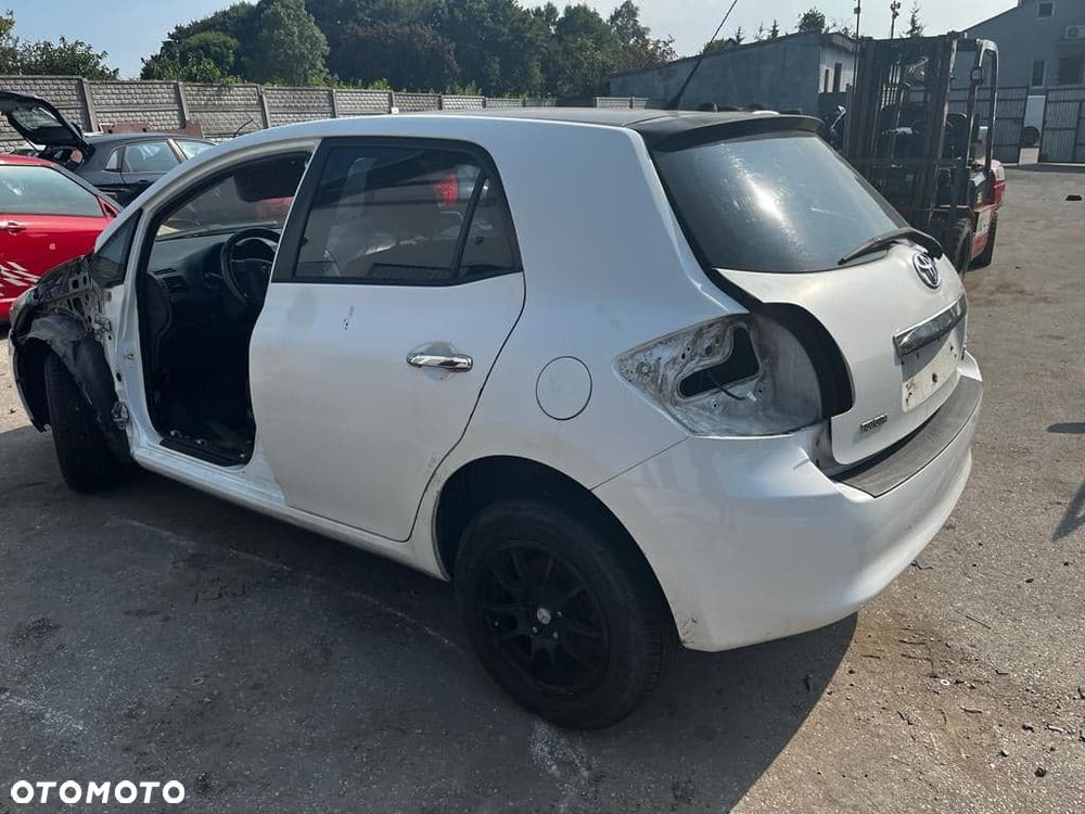 TOYOTA  Auris 1,4 D4D pompa wtryskowa - 6