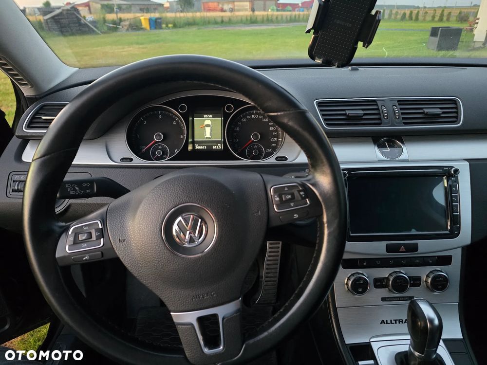 Volkswagen Passat 2.0 TDI 4Mot Highline DSG - 6
