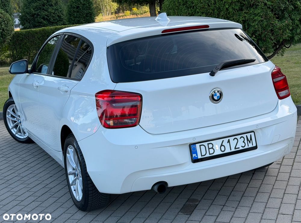 BMW Seria 1 116i Sport Line - 24