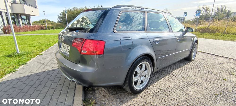 Audi A4 Avant - 5