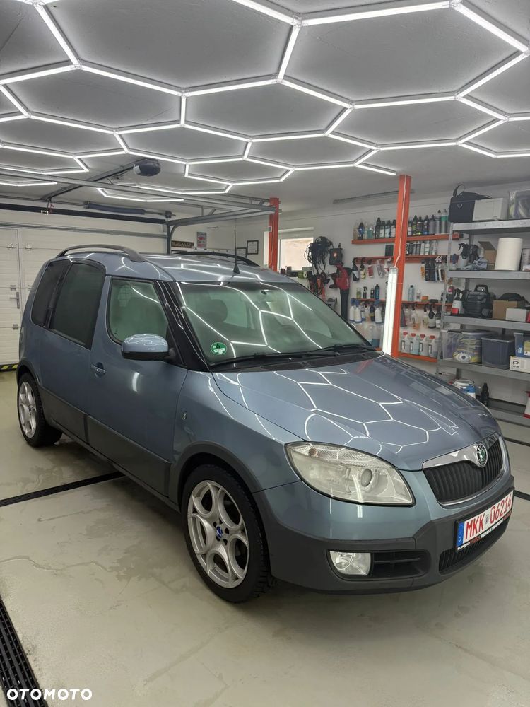Skoda Roomster 1.4 16V Scout PLUS EDITION - 1