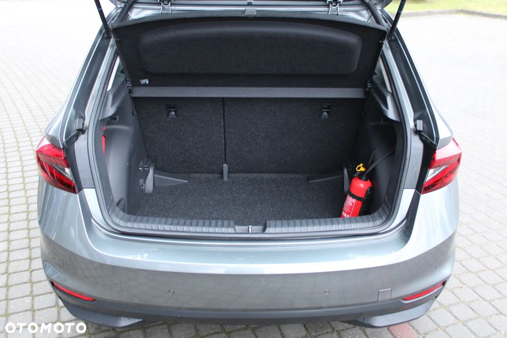 Skoda Fabia 1.0 TSI Selection DSG - 22