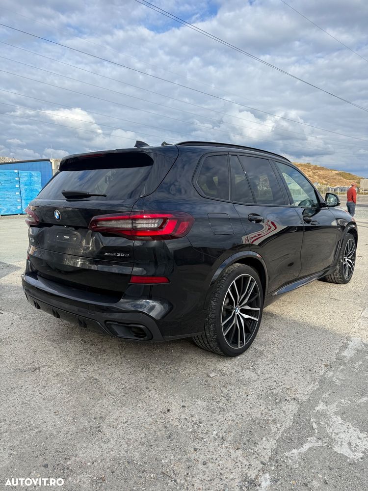 BMW X5 2021 — imagine 10