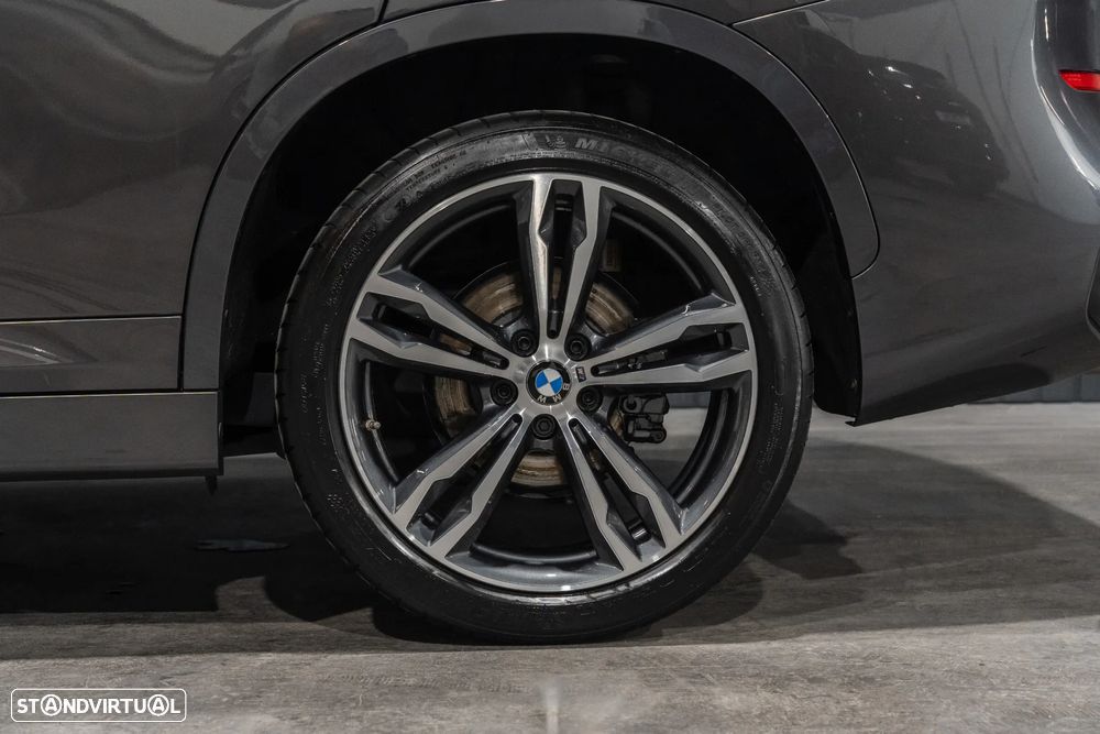 BMW X1 16 d sDrive Auto Pack M - 33
