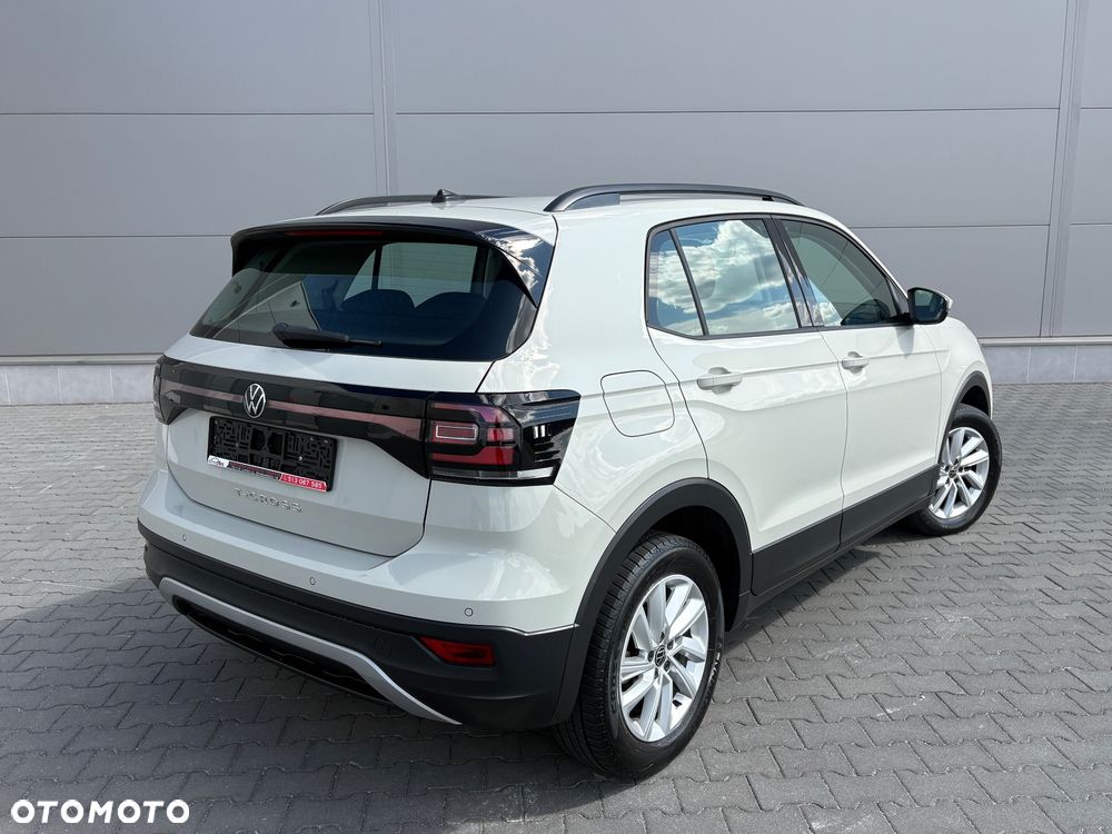Volkswagen T-Cross - 10