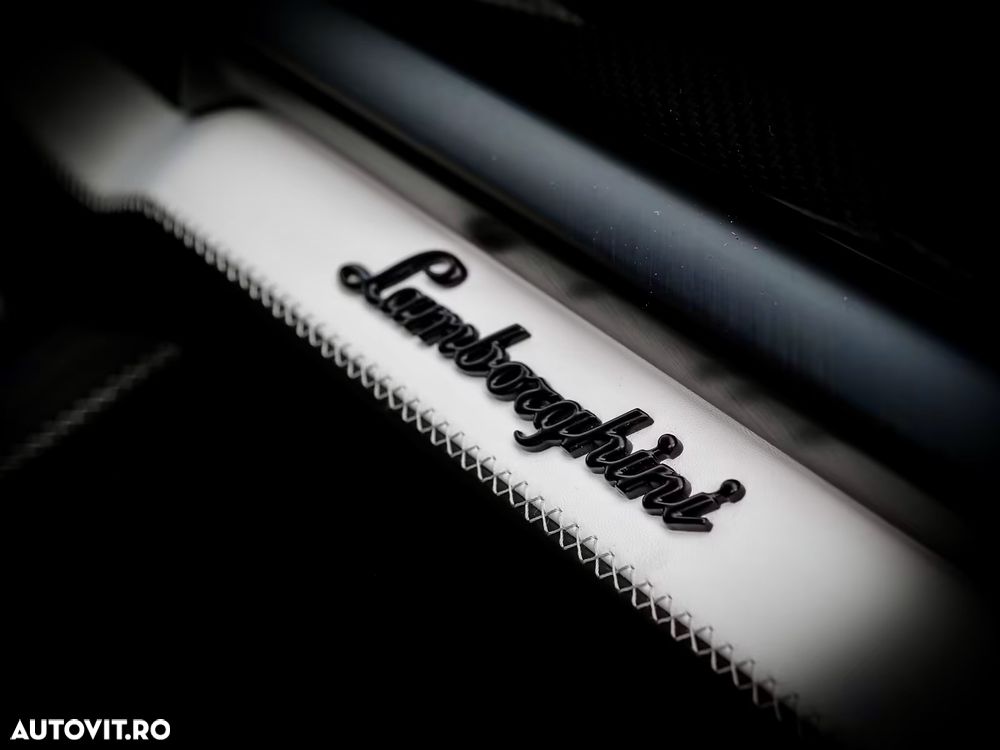 Lamborghini URUS - 22