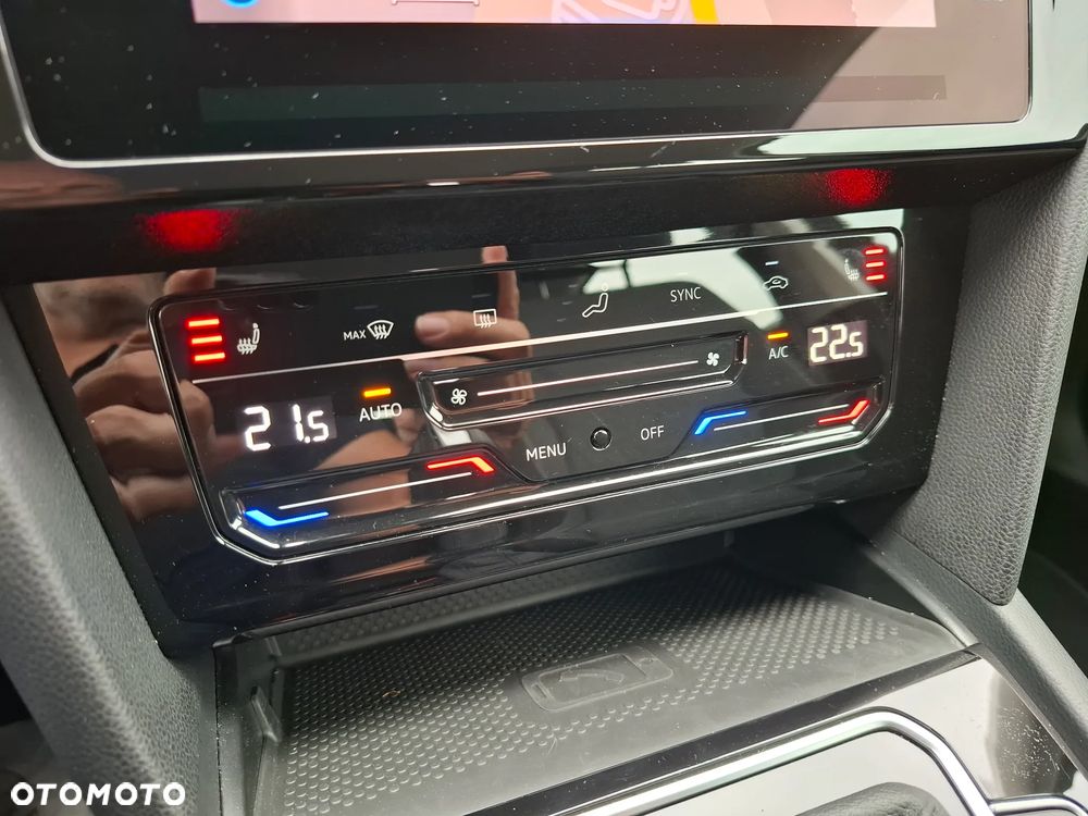 Volkswagen Passat Variant 2.0 TDI EVO Business DSG - 31