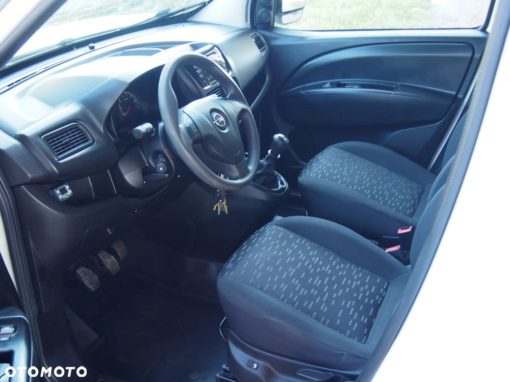 Opel COMBO - 7