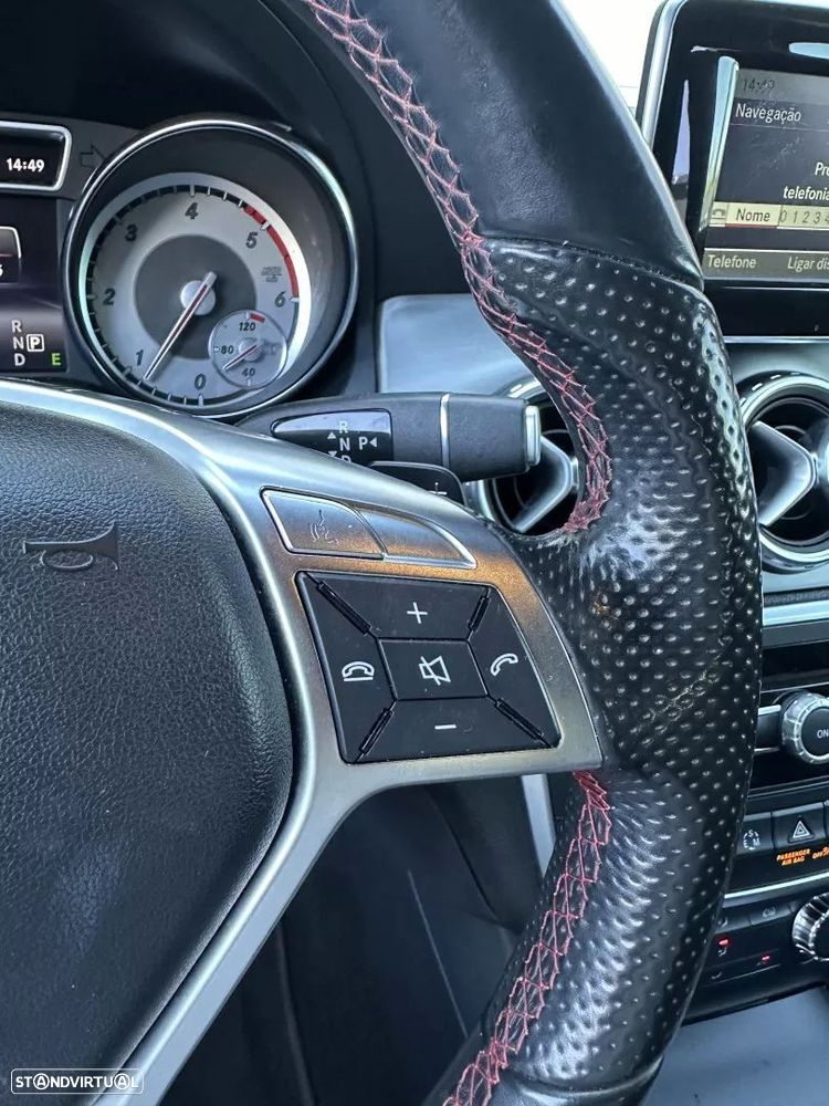 Mercedes-Benz GLA 220 d 4Matic 7G-DCT AMG Line - 40