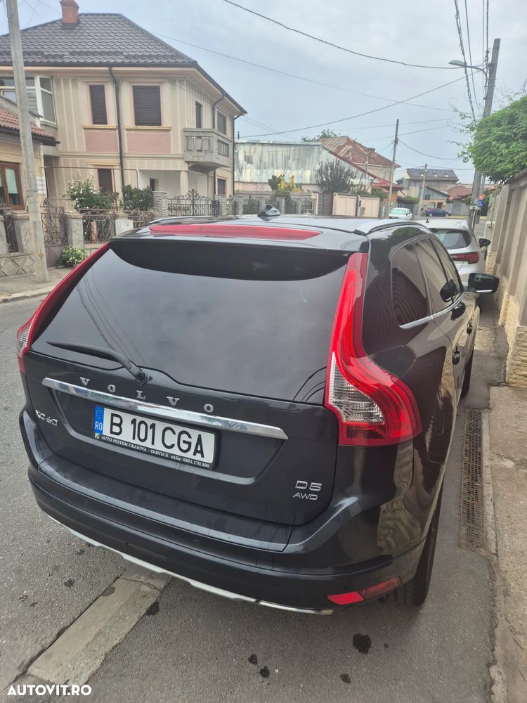 Volvo XC 60 D5 AWD Geartronic Summum - 5