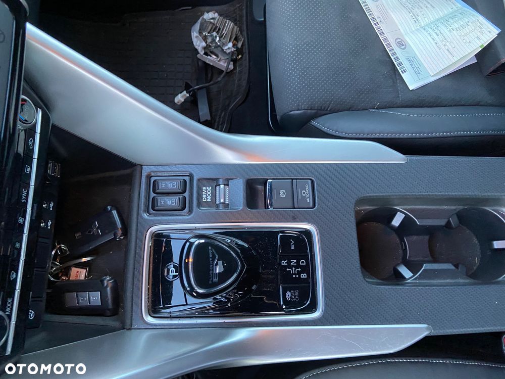 Mitsubishi Eclipse Cross 4WD Plus Select - 12