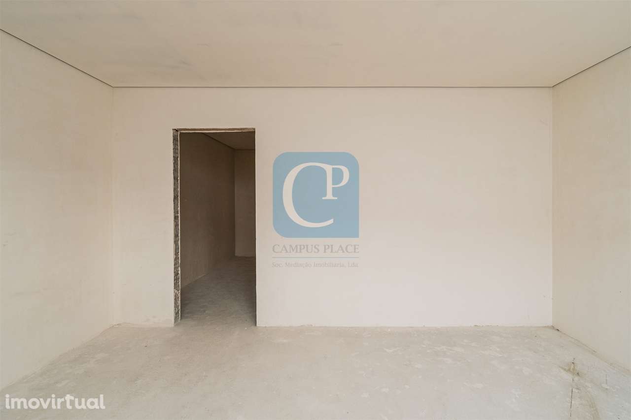 Moradia V3 em fase de acabamento em Guifões - Grande imagem: 5/22