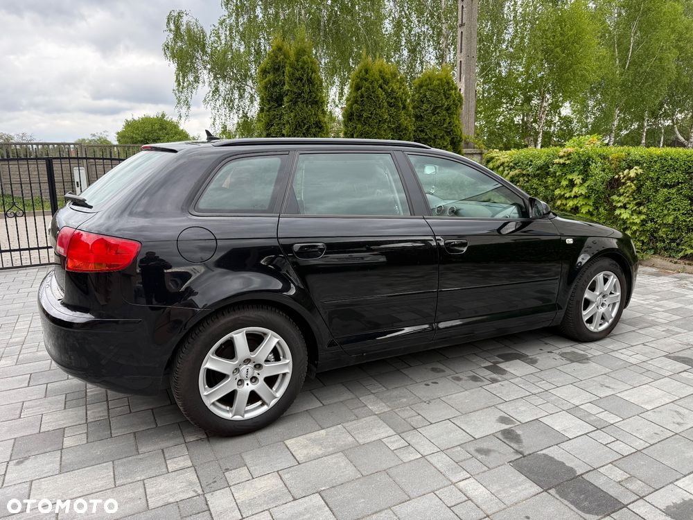 Audi A3 Sportback 1.4 TFSI Attraction - 8