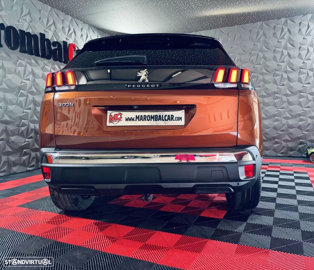 Peugeot 3008 1.2 PureTech Allure - 12