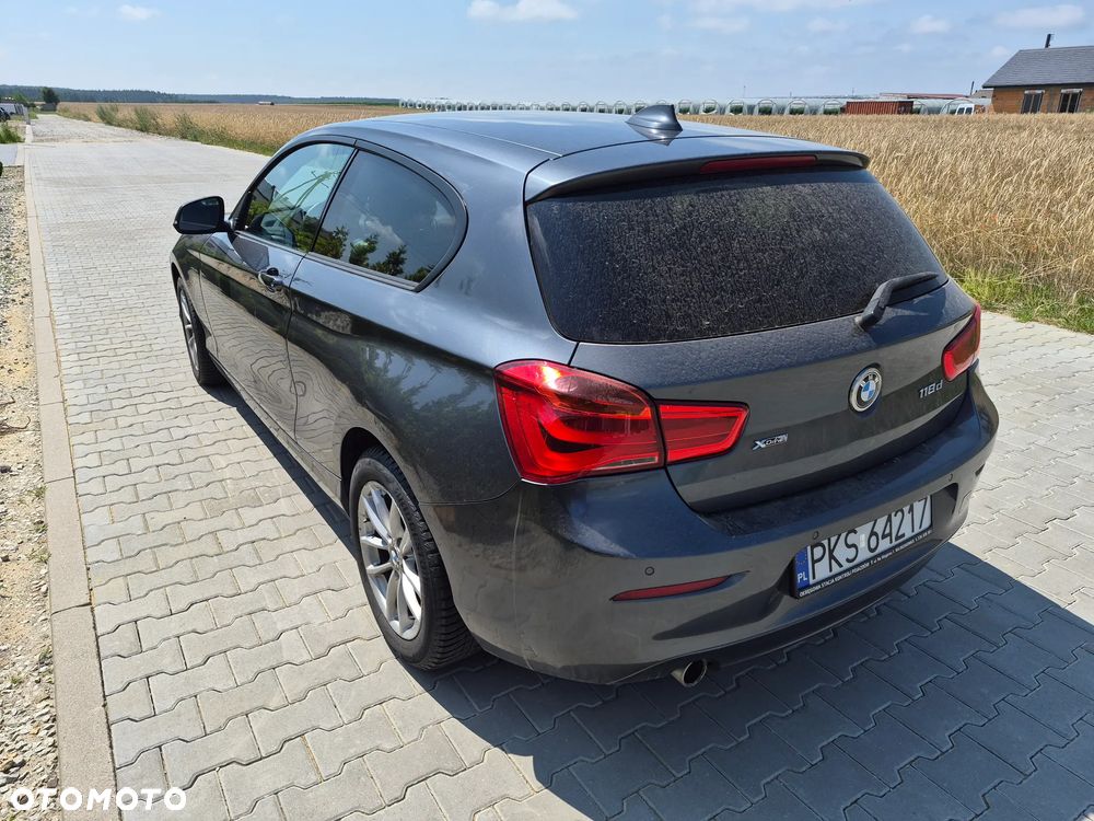 BMW Seria 1 118d xDrive Edition M Sport Shadow - 7