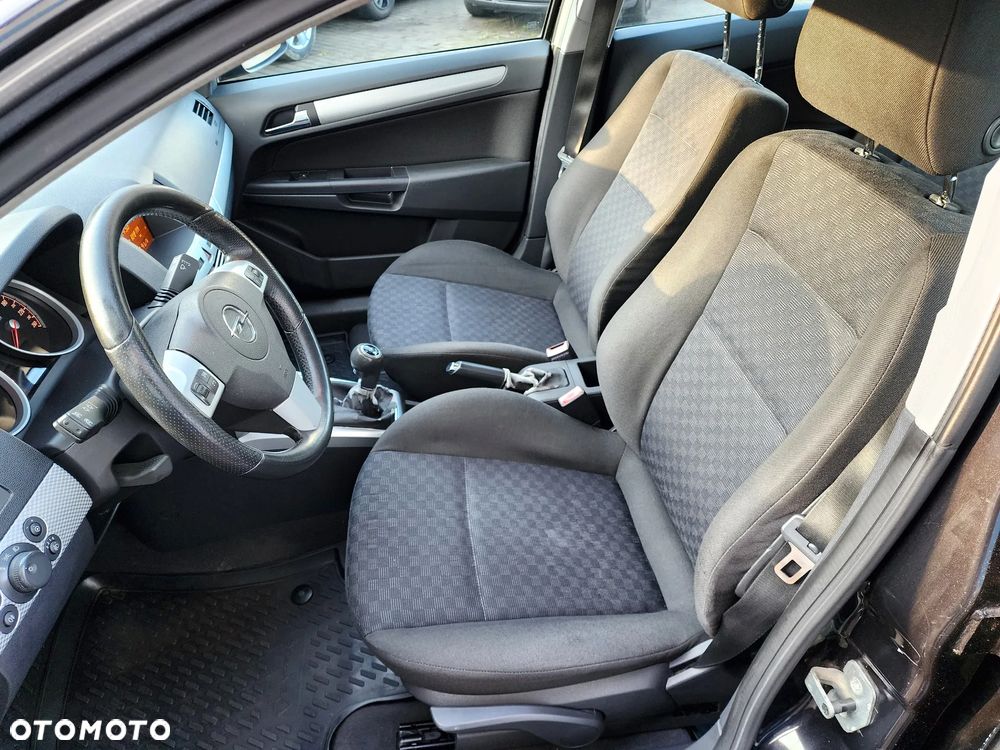 Opel Astra - 21