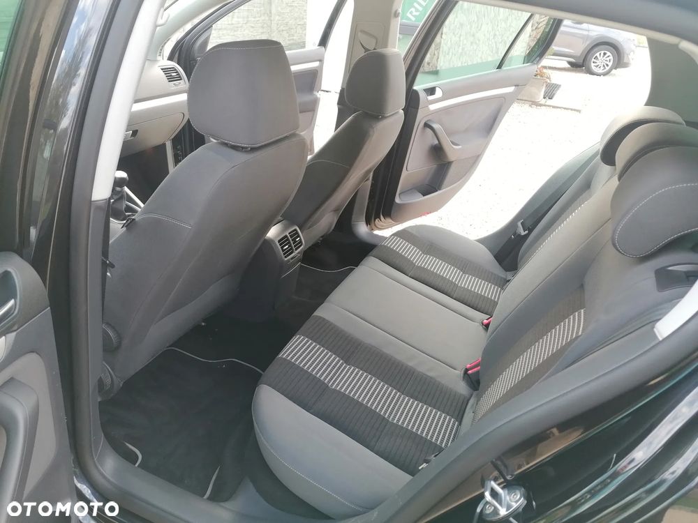 Volkswagen Golf 1.6 United - 26