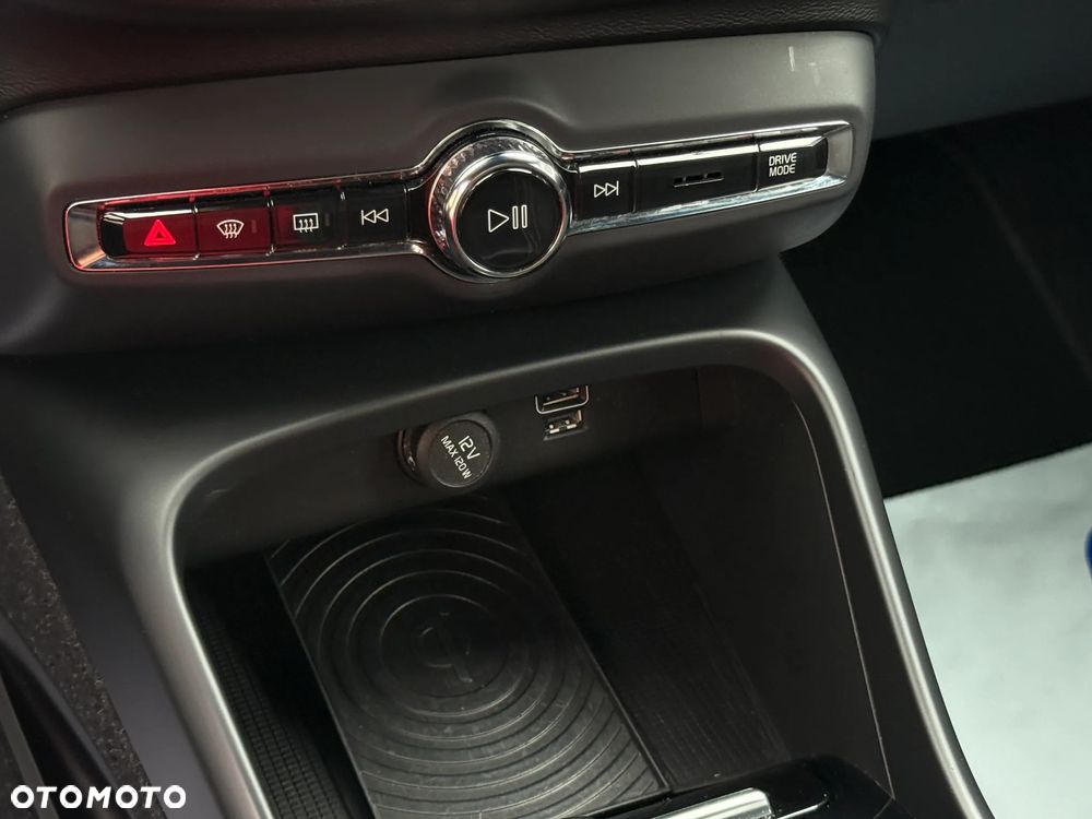 Volvo XC 40 T5 AWD R-Design - 22