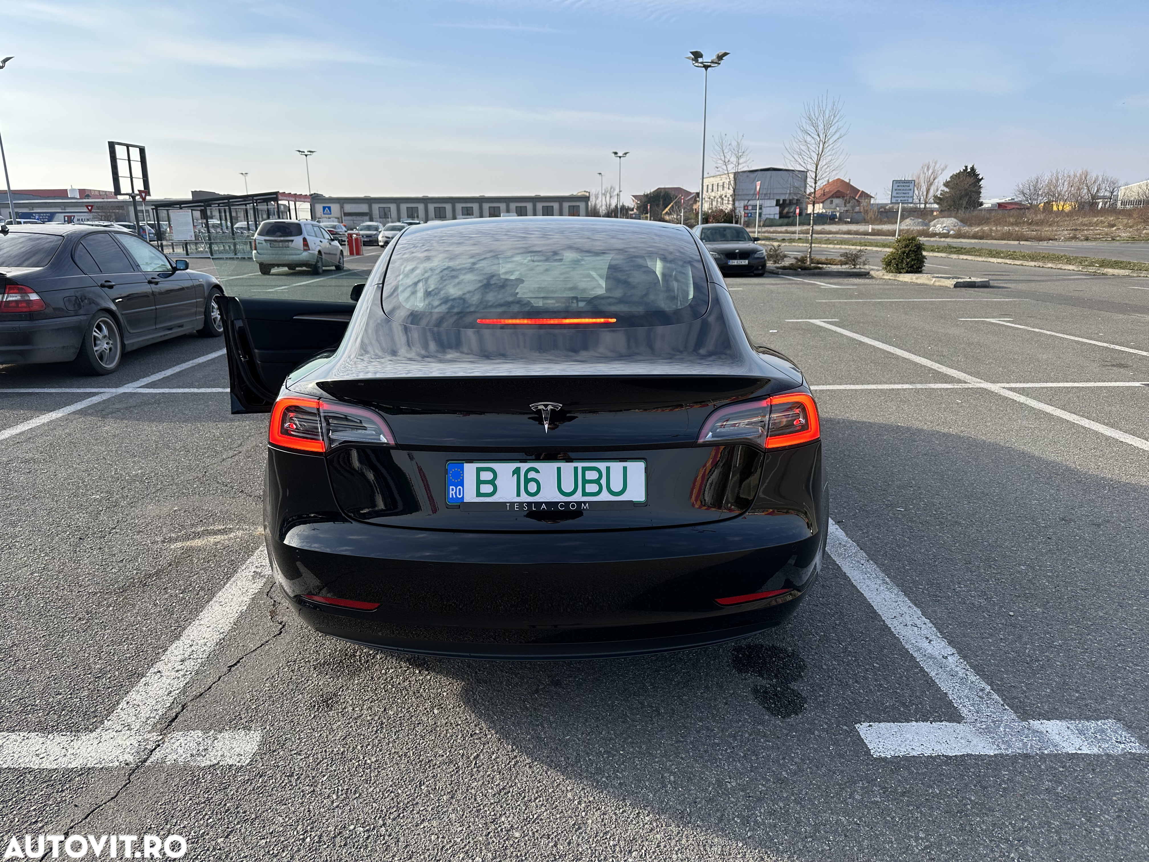 Tesla Model 3 - 11