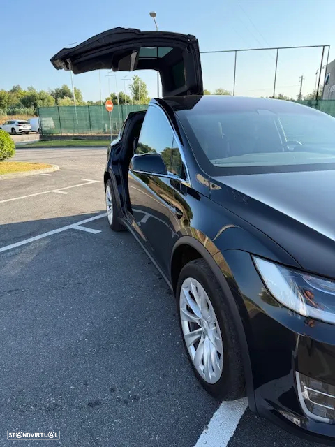 Tesla Model X 100D AWD - 10