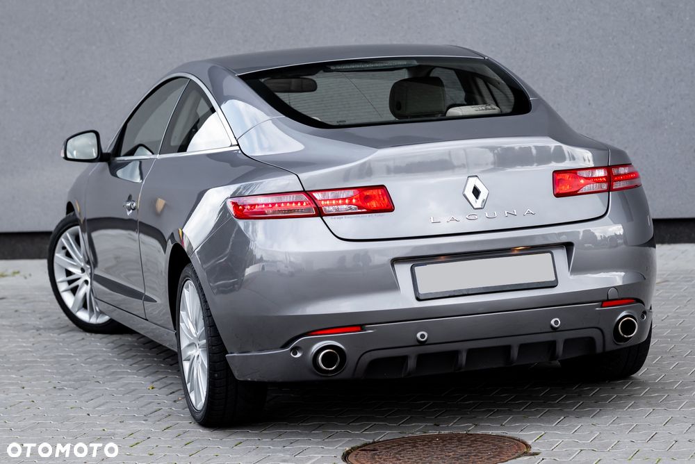 Renault Laguna Coupe V6 dCi 235 FAP GT - 12