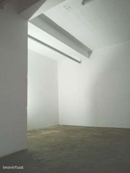 Vendo Garagem Box fechada – cruzamento ALEGRO - Grande imagem: 2/2