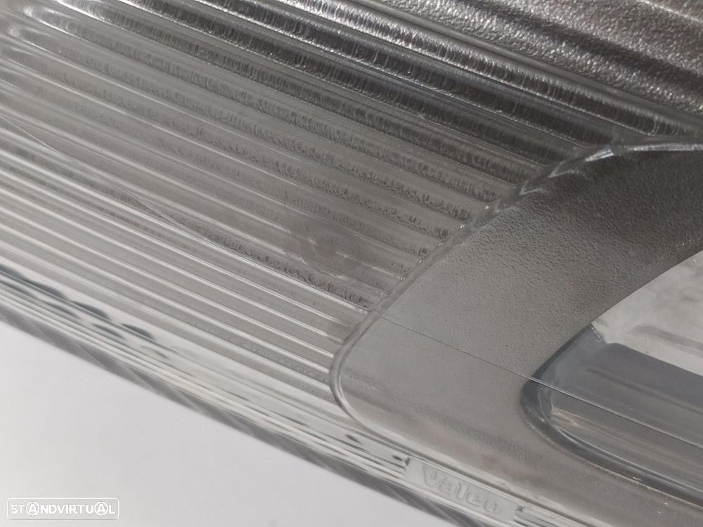 FAROL DIREITO RENAULT LAGUNA II 2003 -8200163324 - 2