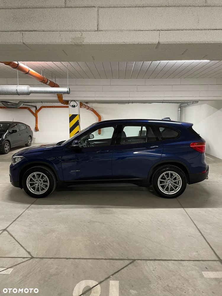 BMW X1 sDrive18d Advantage - 9
