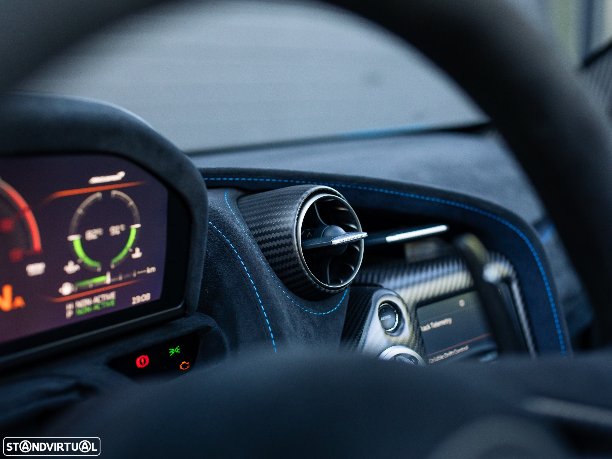 McLaren 765LT - 44
