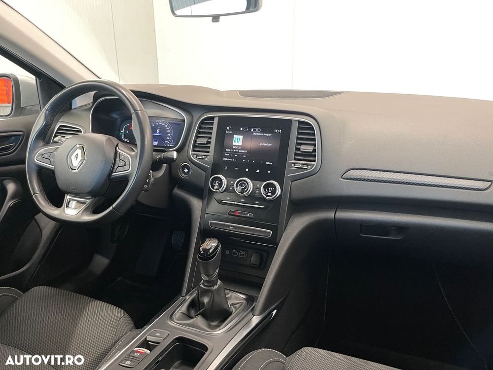 Renault Megane TCe 140 GPF Equilibre - 9