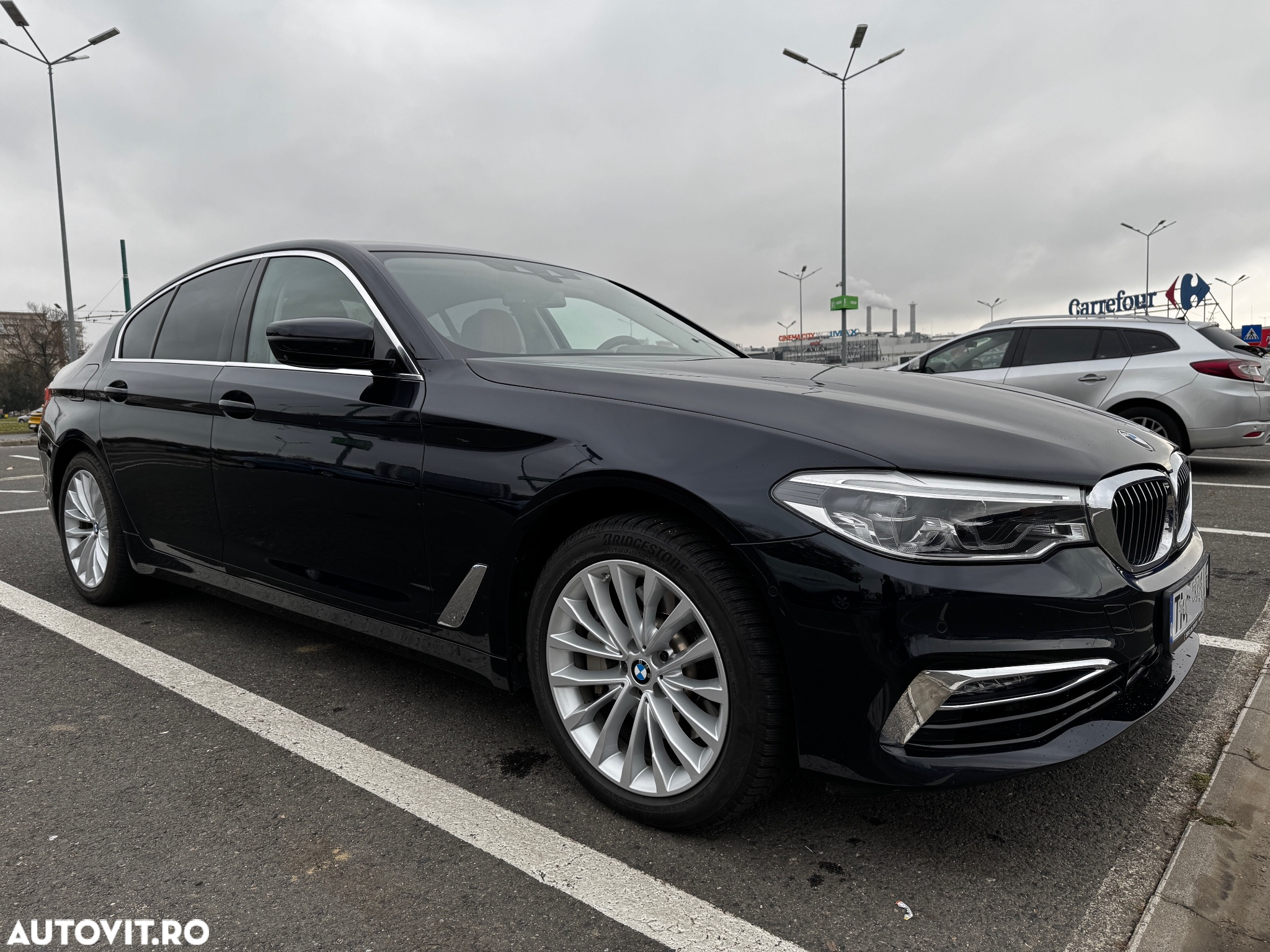 BMW Seria 5 530e Aut. Luxury Line - 2