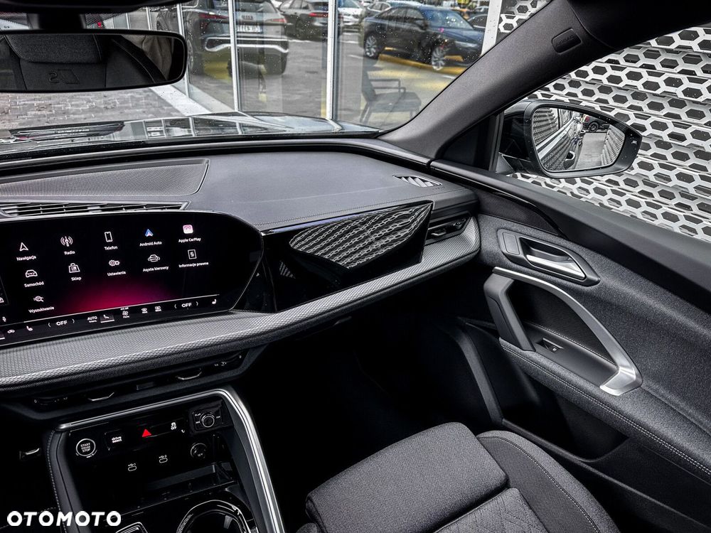 Audi Q5 Sportback - 29